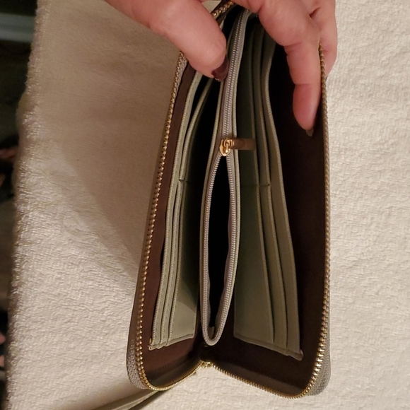 Simply Southern Wallet, Gray - Picture 3 of 3